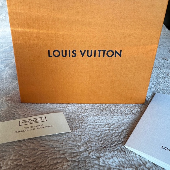 Authentic Louis Vuitton Paper shopping Gift bag Measures 5.5”x5”x1.5” - Picture 2 of 9